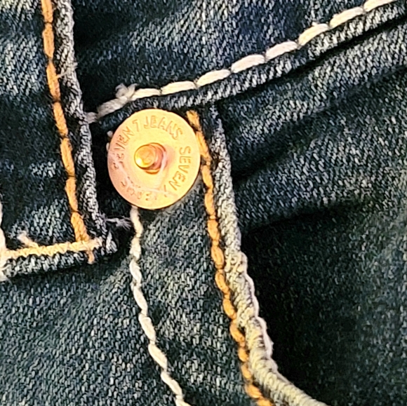 Plus Size 32 Seven7 Women's Distressed Bootcut Denim Jeans - Picture 5 of 16